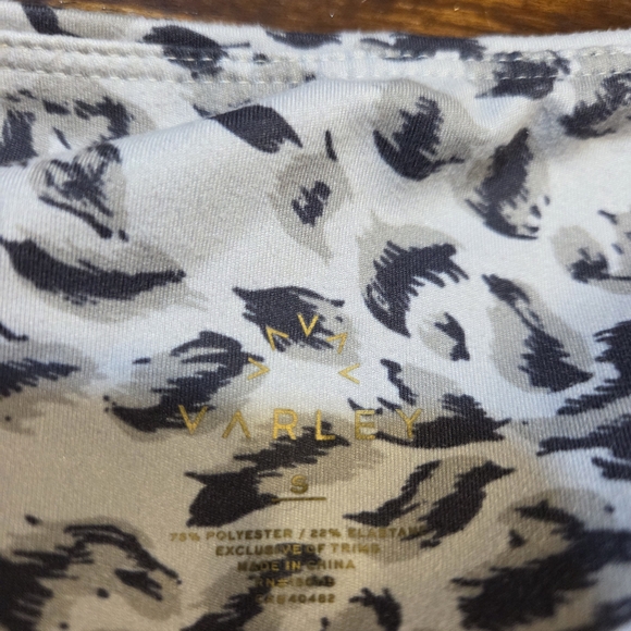 Varley light grey cheetah print leggings size small, athletic wear - Picture 6 of 11